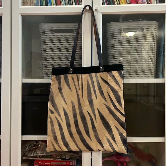 Vintage Handbags - Vintage Tan and Black Zebra-Print Tote Bag